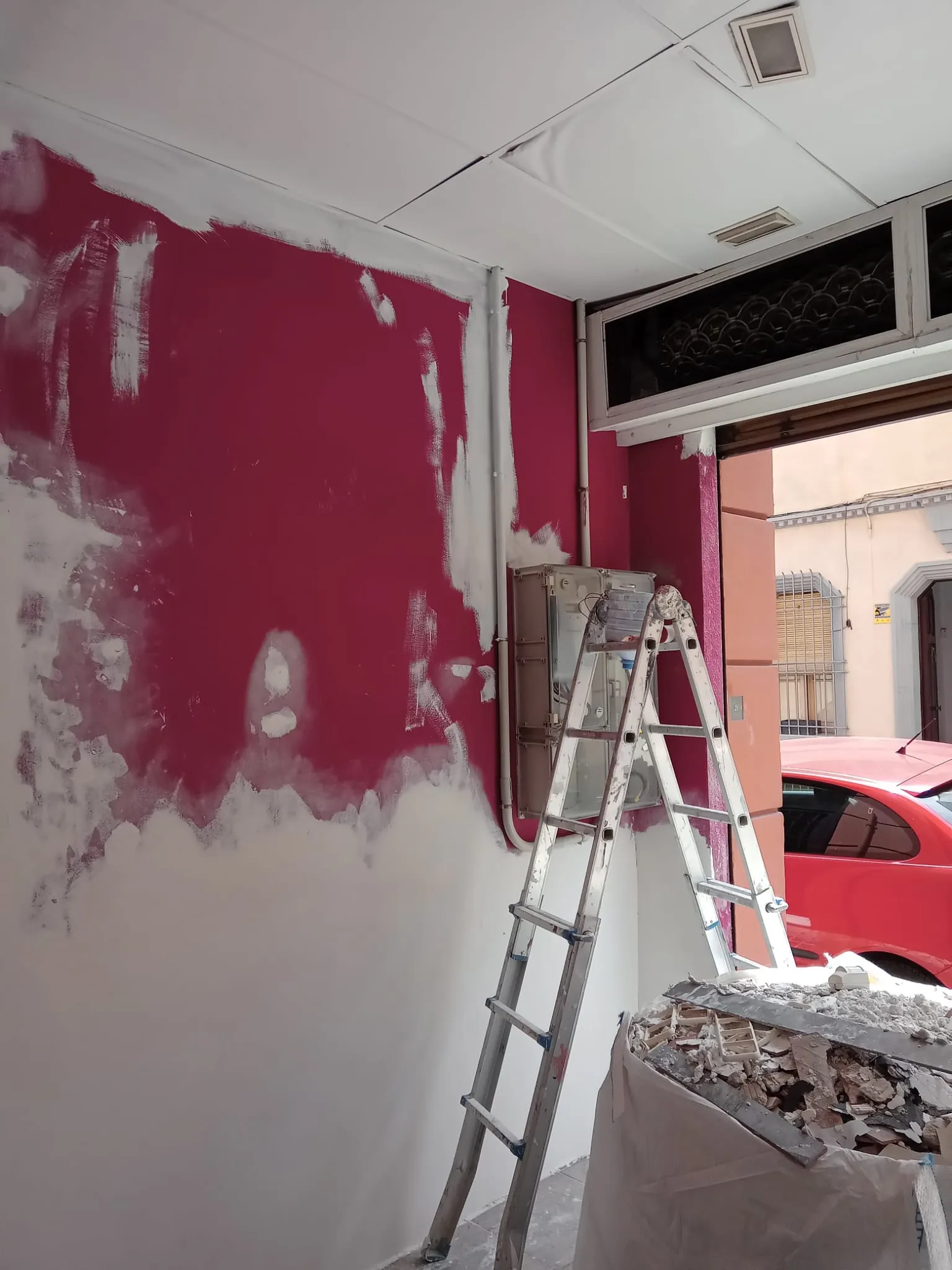 Proceso de adecuación de un local de 140 m² para aulas, imagen 29
